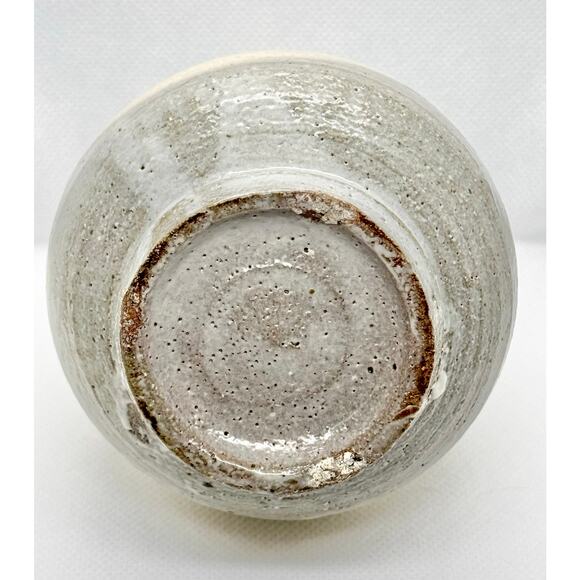 Petite Japanese Ceramic Vase – Cream White Glaze - Picture 10 of 13